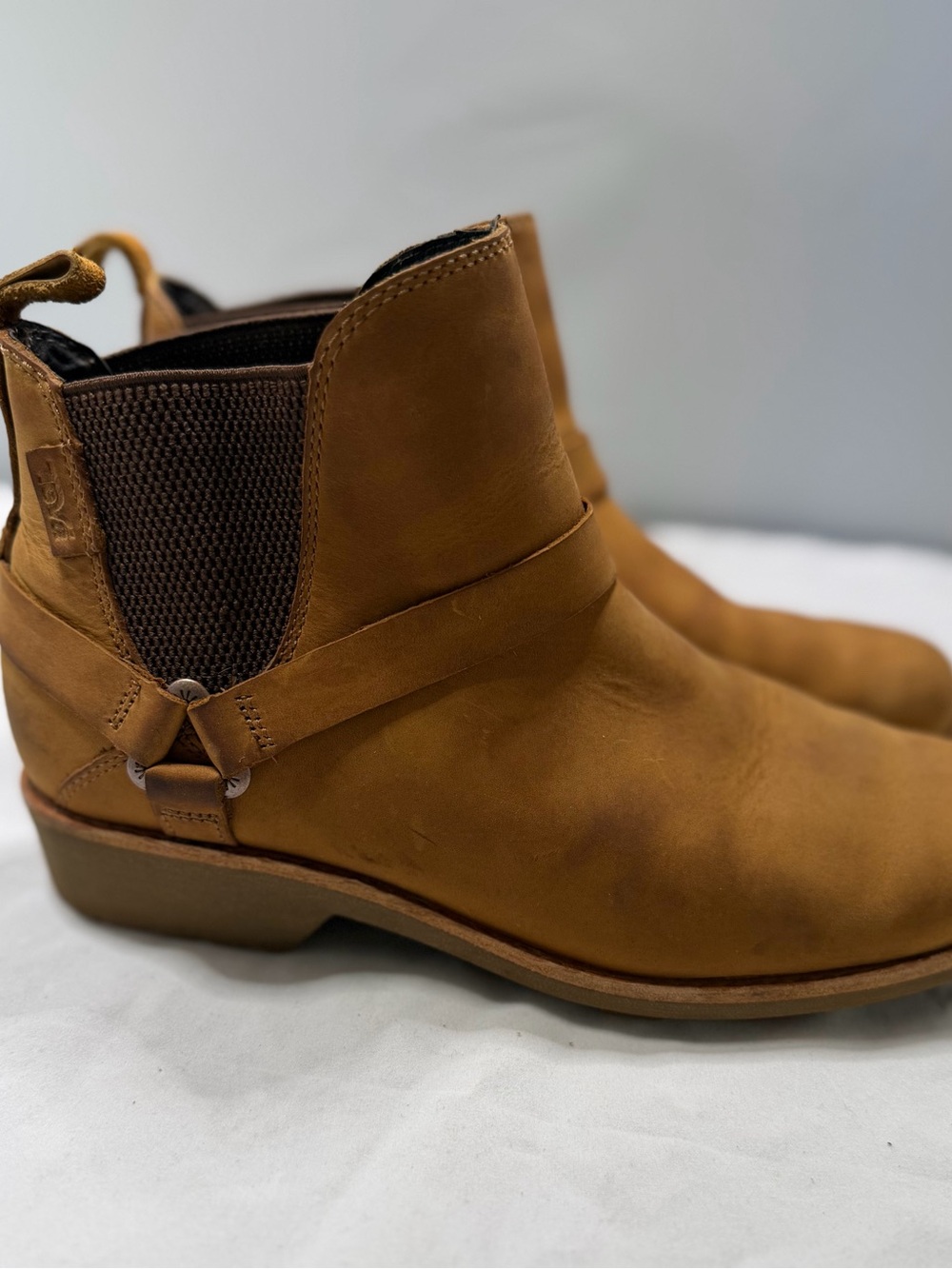 Teva Tan Brown Leather Chelsea Ankle Boots